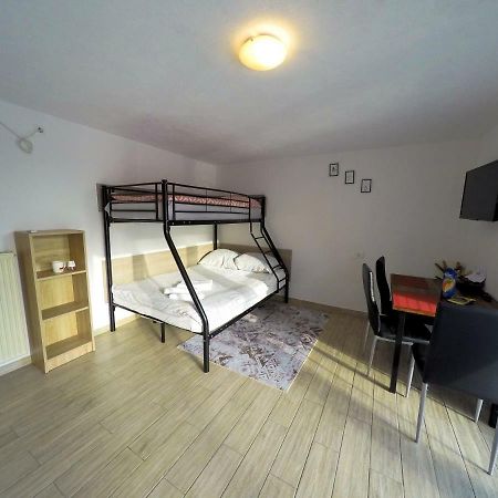 Apartment Ozebek Cerkno Luaran gambar