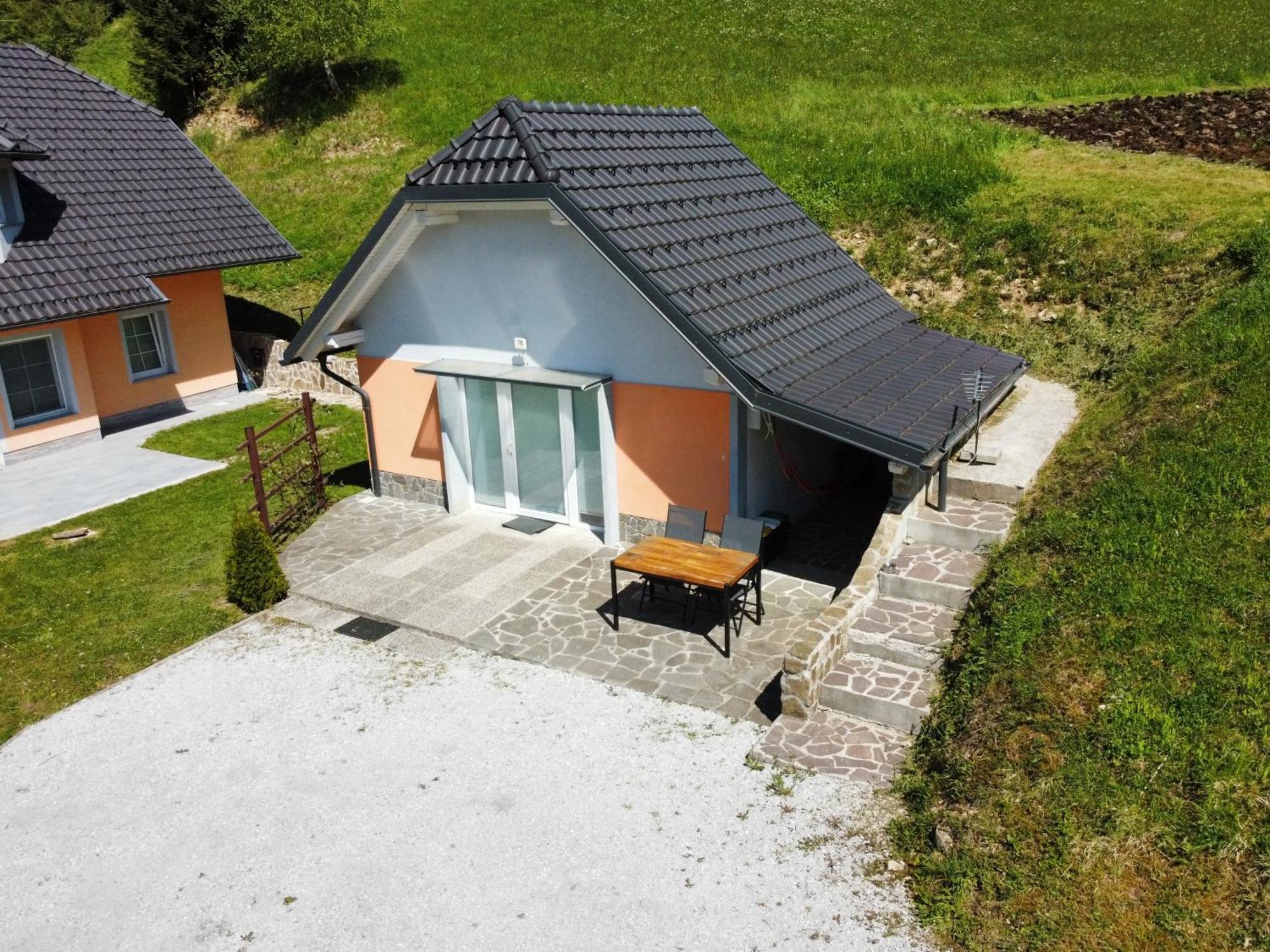 Apartment Ozebek Cerkno Luaran gambar
